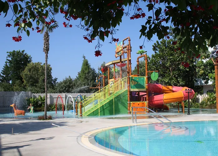 فندق Mayfair Gardens 3*