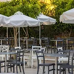 Mayfair Gardens Hotel 3*