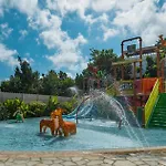 Mayfair Gardens 3* Paphos
