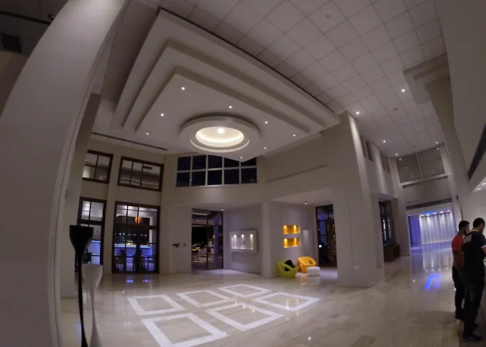 Mayfair Gardens Hotel