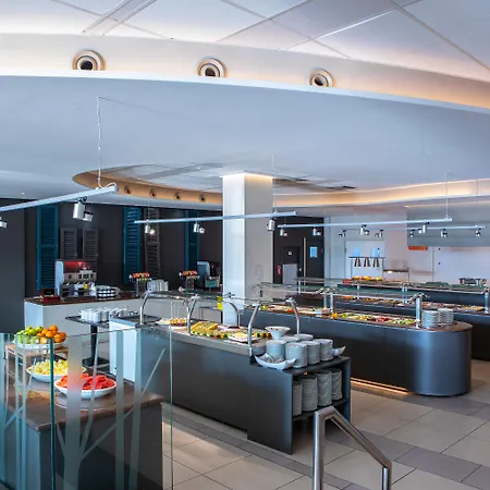 Mayfair Gardens Otel Pafos