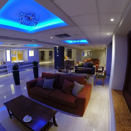 Hotel Mayfair Gardens