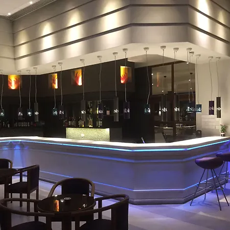 Mayfair Gardens Hotel