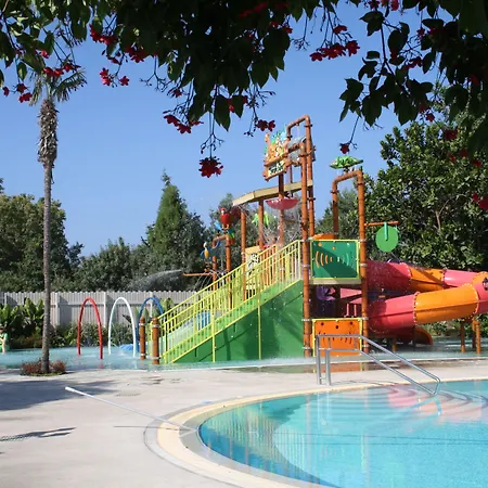 Hotel Mayfair Gardens 3*