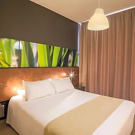 Ξενοδοχείο Mayfair Gardens