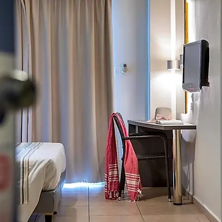 Mayfair Gardens 3* Πάφος