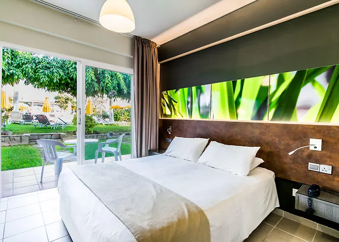 Mayfair Gardens 3* Paphos