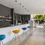 Mayfair Gardens Hotel