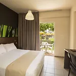 Mayfair Gardens