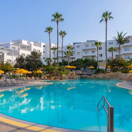Mayfair Gardens 3* Paphos