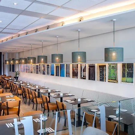 Mayfair Gardens Hotel Paphos