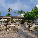 Mayfair Gardens 3*